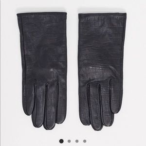 NWOT Barney's Originals real leather gloves croc